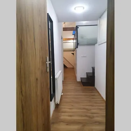 Koci Dom Loft דירה *